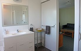 2-bedroom apartments - bathroom